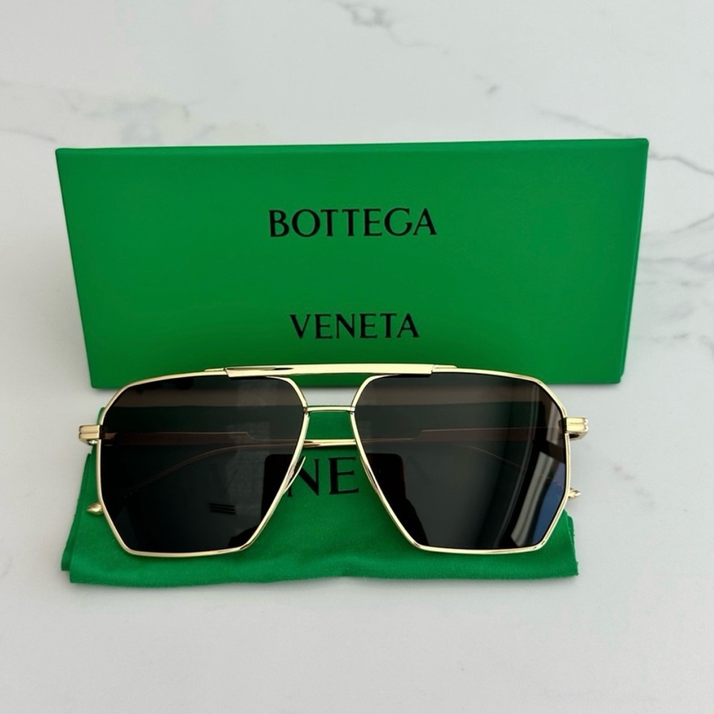 Bottega Veneta Sunglasses BV1012S